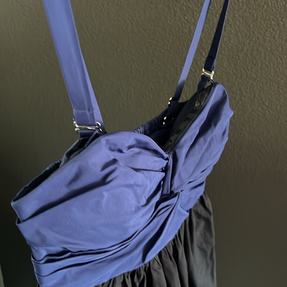 🛑 1 hour sale. Kate Spade Garment Care Label - Picture 11 of 13